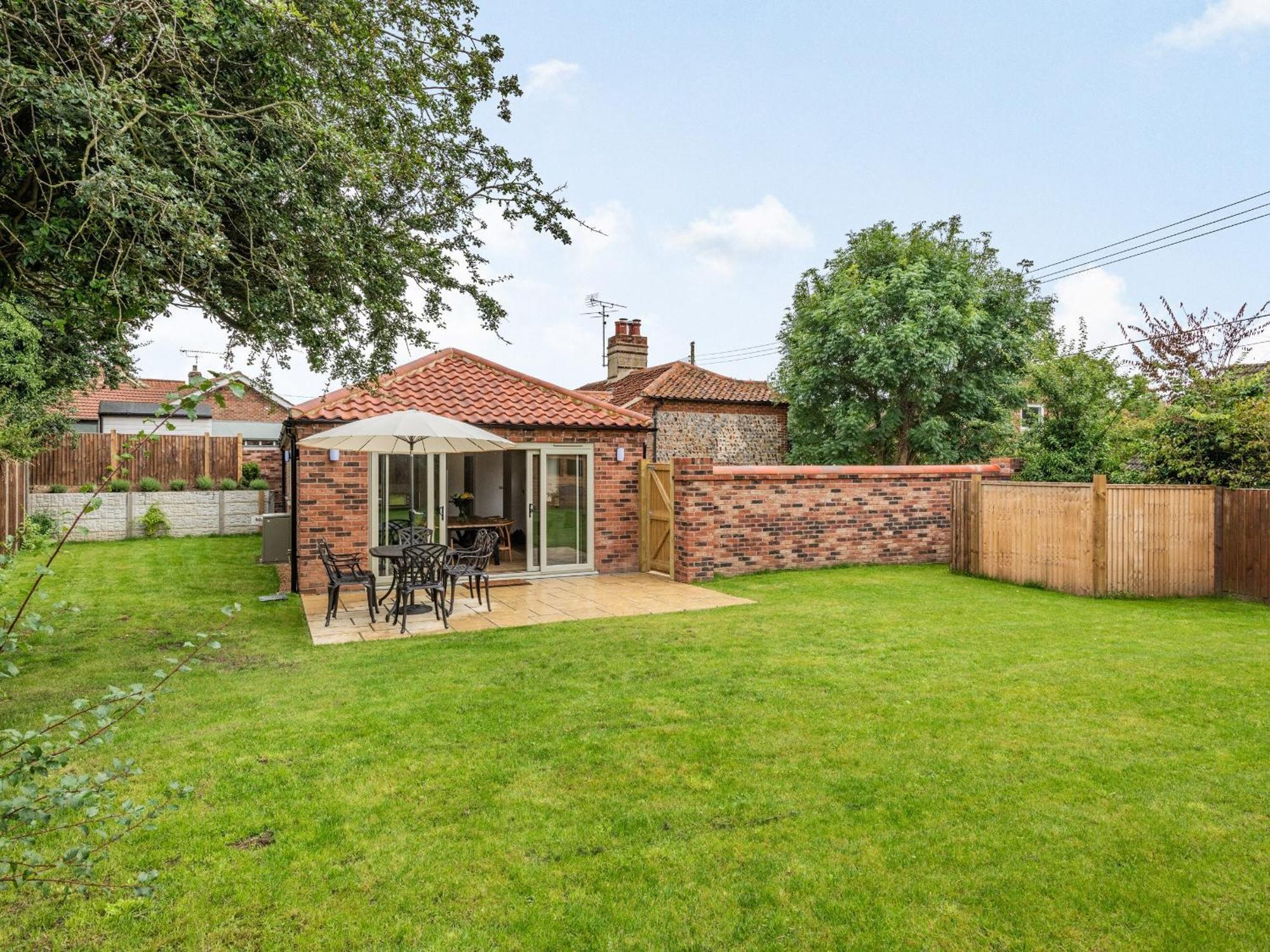 Clematis Cottage Thorpe Market Exterior foto